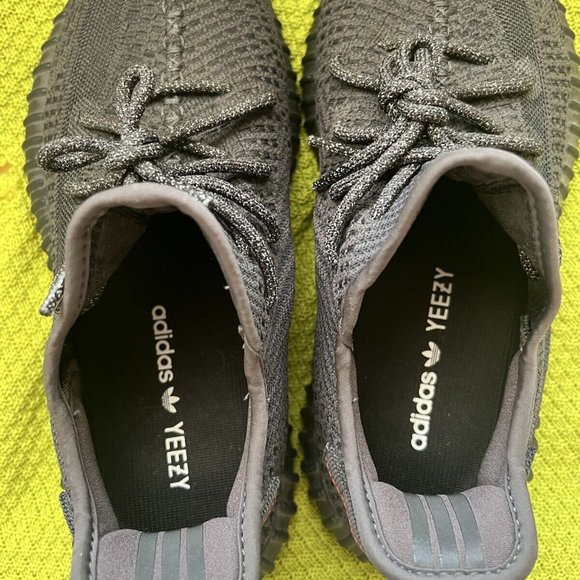 Size 10 - adidas Yeezy Boost 350 V2 Low Black Non-Reflective